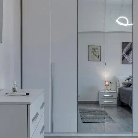 Panzió Civico 233 - Stanza Privata Parcheggio Colazione Bagni Condivisi *