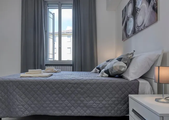 Civico 233 - Stanza Privata Parcheggio Colazione Bagni Condivisi B&B *