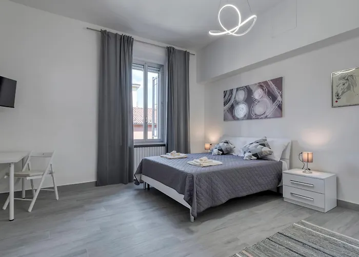 Civico 233 - Stanza Privata Parcheggio Colazione Bagni Condivisi B&B *