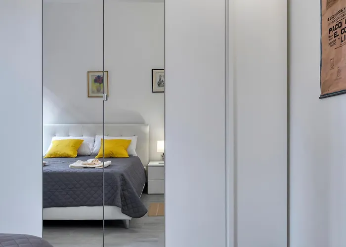 B&B Civico 233 - Stanza Privata Parcheggio Colazione Bagni Condivisi *