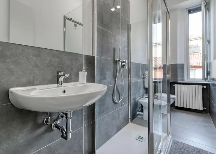 Civico 233 - Stanza Privata Parcheggio Colazione Bagni Condivisi 볼로냐