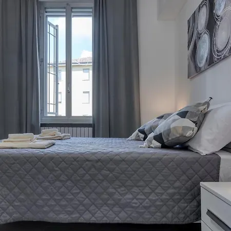 Civico 233 - Stanza Privata Parcheggio Colazione Bagni Condivisi Bed & Breakfast *