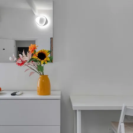 Civico 233 - Stanza Privata Parcheggio Colazione Bagni Condivisi Bed and Breakfast Μπολόνια